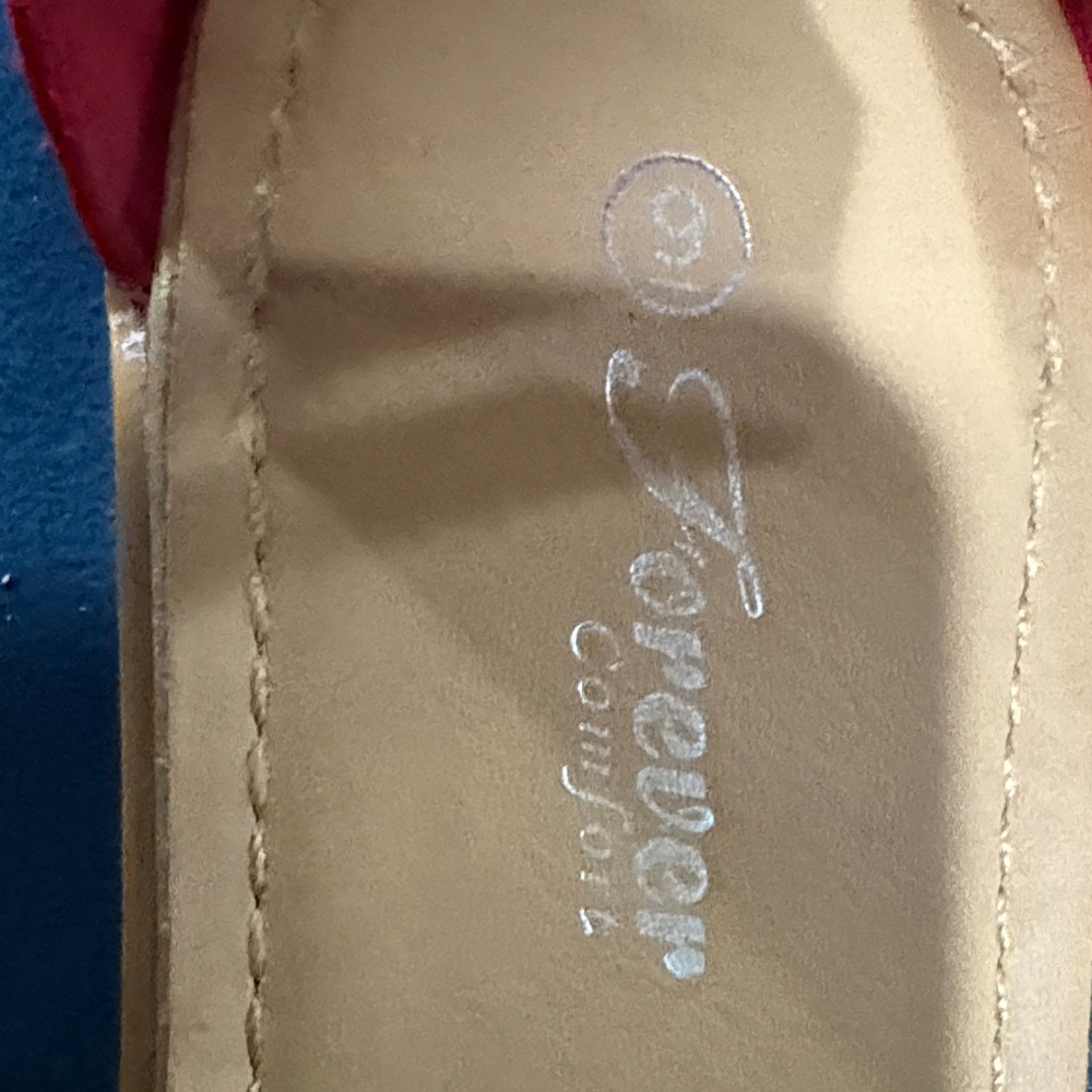 Forever Comfort Red Women's Sandals
